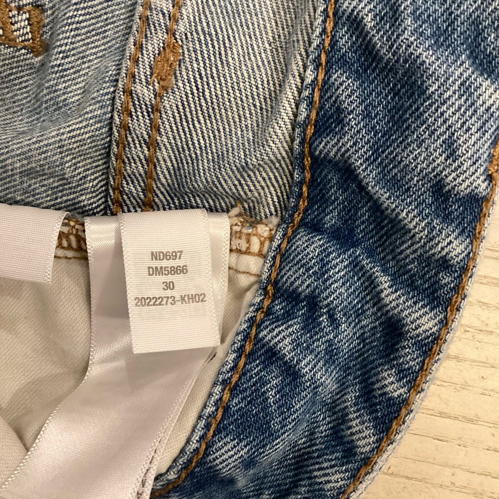 Madewell Relaxed 30 (US 10) Denim Distressed Shorts Women’s High Rise ND697 - Picture 13 of 14